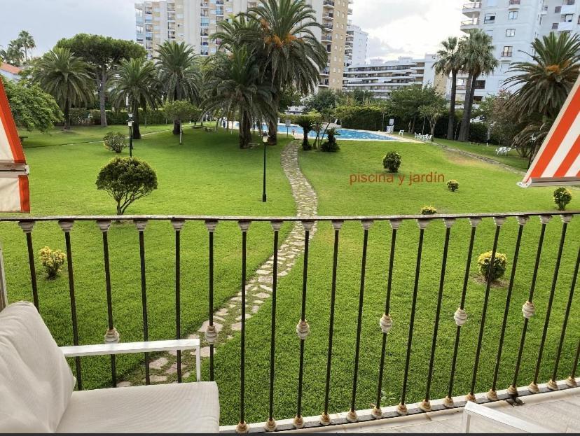 Apartamento Los Carmenes, Playa De Gandia Экстерьер фото