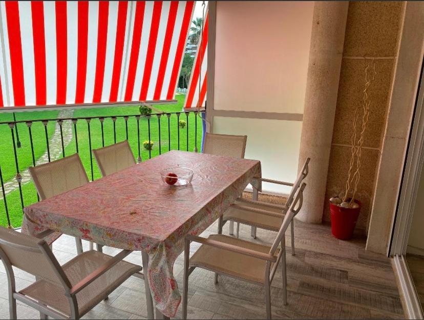 Apartamento Los Carmenes, Playa De Gandia Экстерьер фото